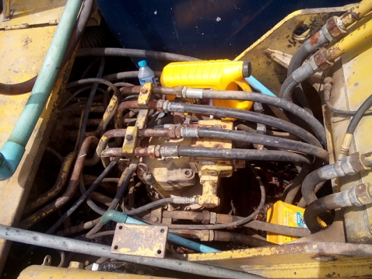 kobelco Yutani  sk200 mark 3