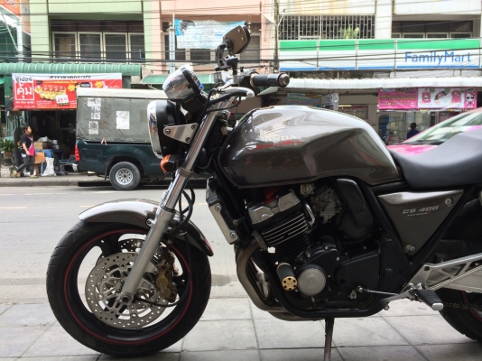 ด่วน cb400 v.s 1998 ทะเบียน กทม. ไม่ขาดต่อพร้อมโอน