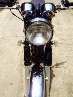 ต้ำพระราม2ขาย YAMAHA SR400ปี96 สภาพนางฟ้า เอกสารอินวอย์ ของเเต่งมี ไมล์แต่ง ชุดหัวเทียน NGK