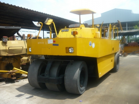 รถบด 7 ล้อยาง Sakai T2 สภาพเนี๊ยบ มีให้เลือกหลายคัน ตรวจเช็คระบบให้พร้อมลุยงาน