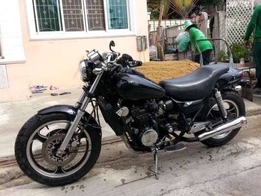 วุฒินนบุรี// คาวาซากิ อิลิมิเตอร์400cc. สภาพสวยๆเดิมๆเครื่องดีมากคับเอกสารมีสำเนาทะเบียนหน้าเล่ม