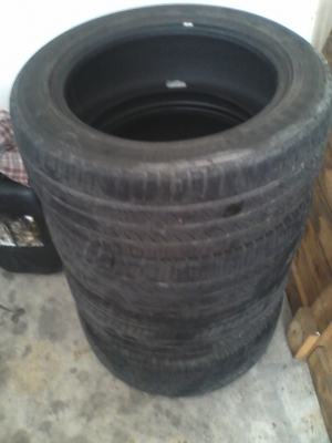 ขายยาง 195-55-R15 สภาพดี 4 เส้น 1200 บาท