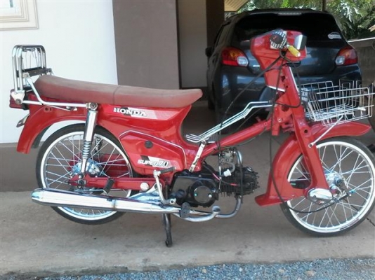 ฝากขาย C700 เครื่อง LF125 เอกสารเครื่องอินวอยออกใบซื้อขายให้รถพร้อมใช้ ขาย 12500 บาท