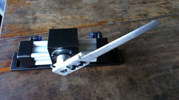 ขายใบมีดตัดพลาสติก Blow Mould