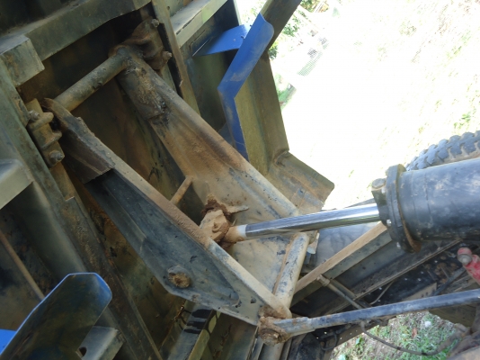 หกล้อเล็กดั้ม