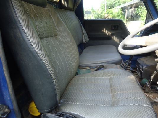 หกล้อเล็กดั้ม