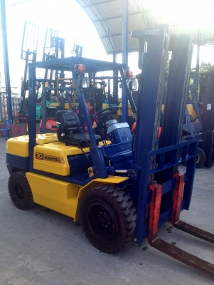 ***รถยกขนาด3ตัน***KOMATSU FD30-11 เสาสูง3.5เมตร เครื่องดีเกียร์ดี 083-062-0223