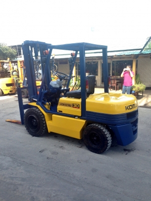 ***รถยกขนาด3ตัน***KOMATSU FD30-11 เสาสูง3.5เมตร เครื่องดีเกียร์ดี 083-062-0223