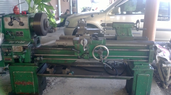 แท่นกลึง ชิงฟง 6 ฟุต 3 เพลา เกียร์บล็อก พร้อมใช้ 85,000