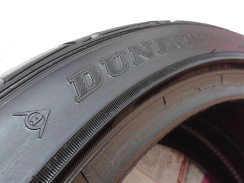 ยาง,225-40-18 DUNLOP LM703 สภาพดีปี12คู่นึง 3,000