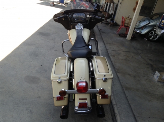 ธารนนทบุรี//ขาย hd electra glide1340 ปี90 สวยๆเดิมๆ ระบบไฟใช้ได้ทุกจุด เครื่องสมบูรณ์เดินเบานิ่งๆ ราคา320,000 บาท อินวอยท์แท้ ธารนนทบุรี//ขาย hd electra glide1340 ปี90 สวยๆเดิมๆ ระบบไฟใช้ได้ทุกจุด เครื่องสมบูรณ์เดินเบานิ่งๆ ราคา320,000 บาท อินวอยท์แท้