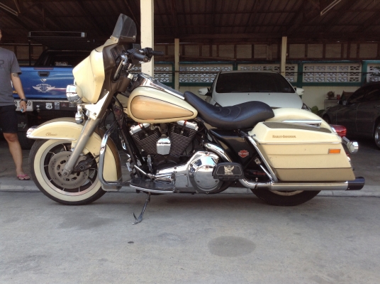ธารนนทบุรี//ขาย hd electra glide1340 ปี90 สวยๆเดิมๆ ระบบไฟใช้ได้ทุกจุด เครื่องสมบูรณ์เดินเบานิ่งๆ ราคา320,000 บาท อินวอยท์แท้ ธารนนทบุรี//ขาย hd electra glide1340 ปี90 สวยๆเดิมๆ ระบบไฟใช้ได้ทุกจุด เครื่องสมบูรณ์เดินเบานิ่งๆ ราคา320,000 บาท อินวอยท์แท้