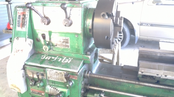 แท่นกลึง ชิงฟง 6 ฟุต 3 เพลา เกียร์บล็อก พร้อมใช้ 85,000
