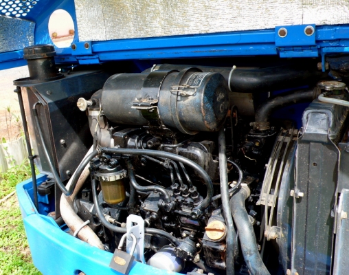 รถขุด KOBELCO SK24 (PC30)