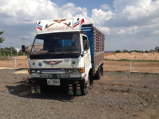 ขายรถ 6 ล้อ HINO KM777 ปี 42 กระบะยาว 4.40 ม. กว้าง 2.14 เมตร สภาพเครืองดี 90\% WO4D (117)แรงม้า เกี