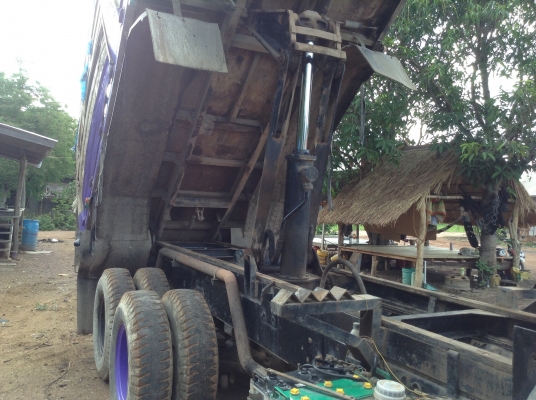 ขาย 10 ล้อดั้ม ไอ้หลง FN527M-A วางเครื่อง+เกียร์ PO9C 320 แรงม้า คัสซีสวยตลอดเส้นไม่มีบวม ทะเบียนเต็มพร้อมโอน ราคาต่อรองไดัอีกครับ