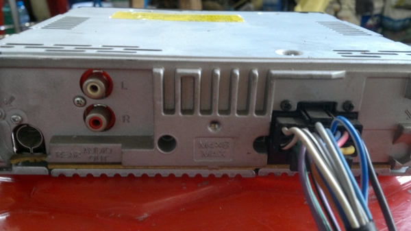 วิทยุ CD/MP3 SONY 52Wx4 1 DIMM สภาพสวยมากครับ