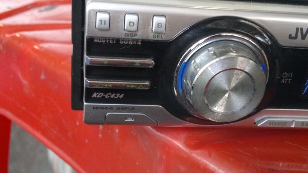 วิทยุ CD/WMA/MP3 JVC 1 DIMM สภาพสวยมากครับ วิทยุ CD/WMA/MP3 JVC 1 DIMM สภาพสวยมากครับ