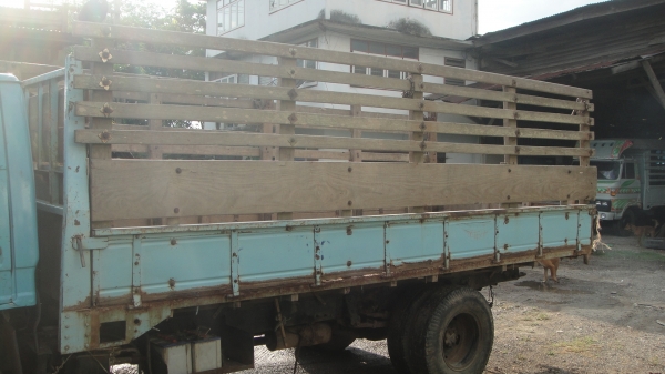 ISUZU NKR เครื่อง4BE1 รถห้างแท้ เกียร์สั้น ขายราคาถูก