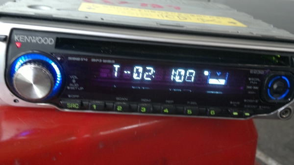 วิทยุ KENWOOD E232 CD/WMA/MP3 สภาพสวย วิทยุ KENWOOD E232 CD/WMA/MP3 สภาพสวย