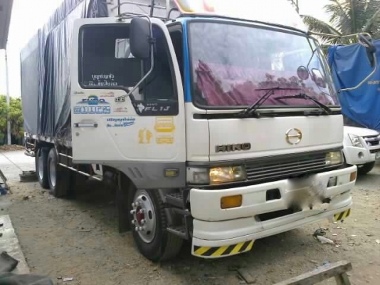 รถฮีโน่ 10 ล้อ FL3H  เปลื่ยนเครื่อง 210 แรงม้า.  สนใจติดต่อ 081 - 6079515