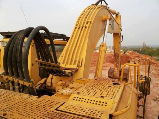 **2,400,000 บ.ต่อรอง**ขายแบ็คโฮ ตัวใหญ่ๆ สวยๆเก่านอก CAT350 เครื่องเดิมปั้มเดิม ไฟฟ้าเต็ม ช่วงล่าง80-90\% เครื่องดีแน่น ปั้มดีไม่เยิ้ม เอวแน่น บูมอาร์มสวย ทำงานเร็วไม่โหลด บอดี้สวย สีสันดี พร้อมใช้งาน รถประมูลมาจาก jss 3เดือน เอกสารประมูล +อินวอย ขายทุนคืน