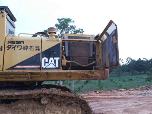 **2,400,000 บ.ต่อรอง**ขายแบ็คโฮ ตัวใหญ่ๆ สวยๆเก่านอก CAT350 เครื่องเดิมปั้มเดิม ไฟฟ้าเต็ม ช่วงล่าง80-90\% เครื่องดีแน่น ปั้มดีไม่เยิ้ม เอวแน่น บูมอาร์มสวย ทำงานเร็วไม่โหลด บอดี้สวย สีสันดี พร้อมใช้งาน รถประมูลมาจาก jss 3เดือน เอกสารประมูล +อินวอย ขายทุนคืน