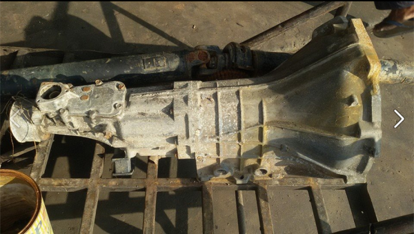 ขายเกียร์ไซโคลน ยกลูก5500ครับ นครนายก โทร 098-264 0304