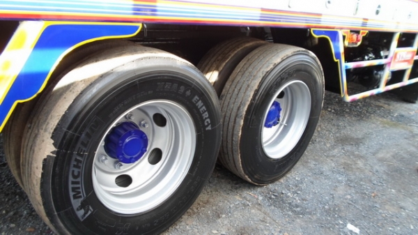 ขายรถบรรทุก DECA-230 มือเดียวออกห้าง