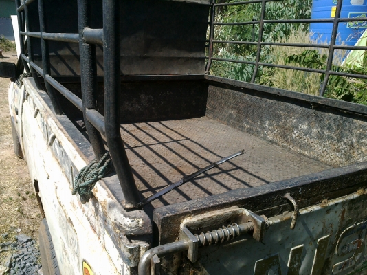 รถนิสสันเครื่องดีมาก พร้อมใช้ พร้อมโอน รถนิสสันเครื่องดีมาก พร้อมใช้ พร้อมโอน