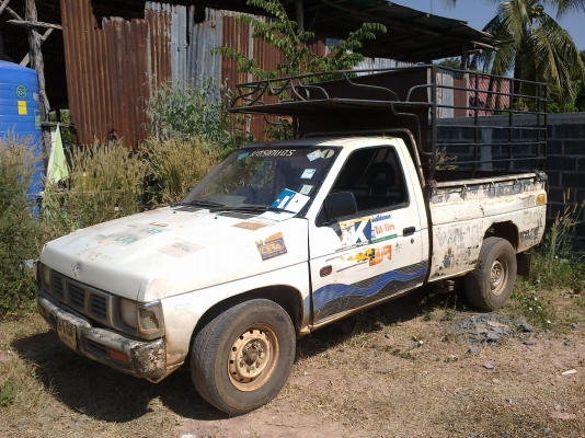 รถนิสสันเครื่องดีมาก พร้อมใช้ พร้อมโอน