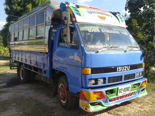 ขาย NPR 115 แรง ปี37 เอกพร้อมโอน