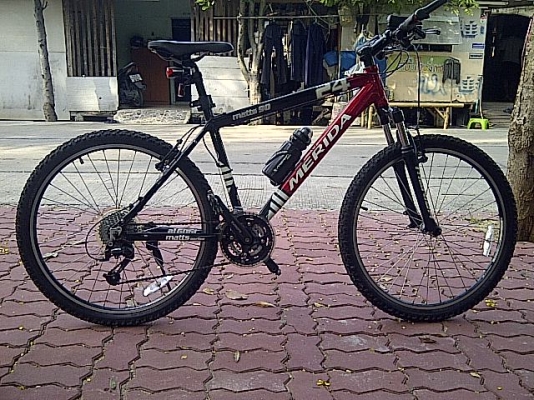 ขายรถจักรยานเสือภูเขาสภาพใหม่ 99.99 \%