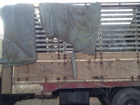 ขายถูกๆครับกระบะไม้ใส่กับสิบล้อ กระบะ ยาว6.10 เมตร กว้าง 2.45 เมตร สูง 2.20 เมตร สภาพดีพร้อมใช้ กระบะสวยสภาพดีครับโทร. 081-2659193 คุณสุวรรณ 081-8789119 คุณสุขเกษม 085-4795337 คุณเล็ก