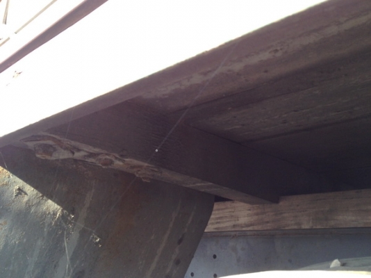 ขายถูกๆครับกระบะไม้ใส่กับสิบล้อ กระบะ ยาว6.10 เมตร กว้าง 2.45 เมตร สูง 2.20 เมตร สภาพดีพร้อมใช้ กระบะสวยสภาพดีครับโทร. 081-2659193 คุณสุวรรณ 081-8789119 คุณสุขเกษม 085-4795337 คุณเล็ก