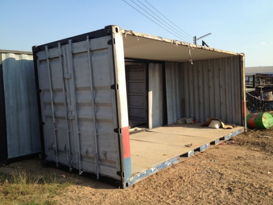 ขายตู้คอนเทนเนอร์ ตัดแล้วเหมาะทำออฟฟิศ ยาว 6 เมตร กว้าง 2.50 เมตร สูง 2.40 เมตร ขายตู้คอนเทนเนอร์ ตัดแล้วเหมาะทำออฟฟิศ ยาว 6 เมตร กว้าง 2.50 เมตร สูง 2.40 เมตร