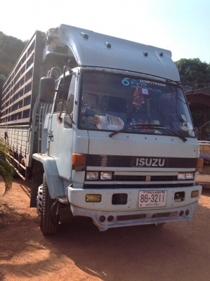 ขายรถ 6 ล้อใหญ่