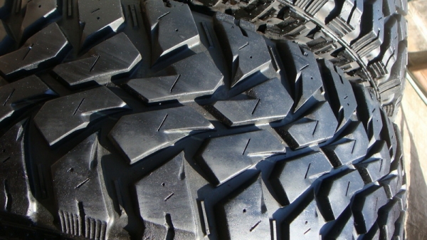 ขายยาง Mud Maxxis Bighorn 764 ปี 11 ขายยาง Mud Maxxis Bighorn 764 ปี 11