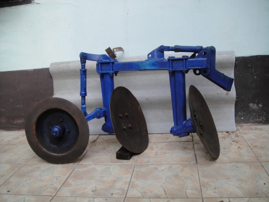 ขายไถจานสำหรับแทร๊คเตอร์เล็ก