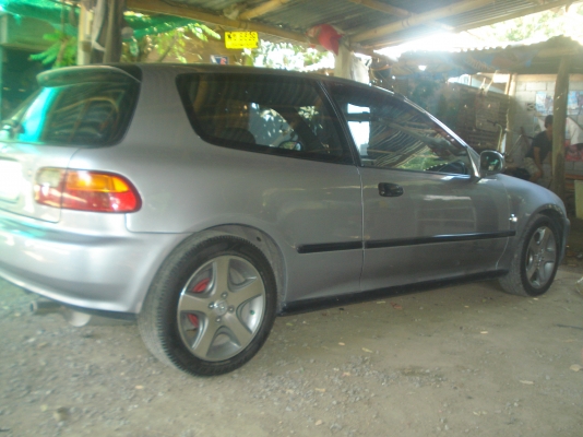 ต้องการขายรถบ้านสภาพดี