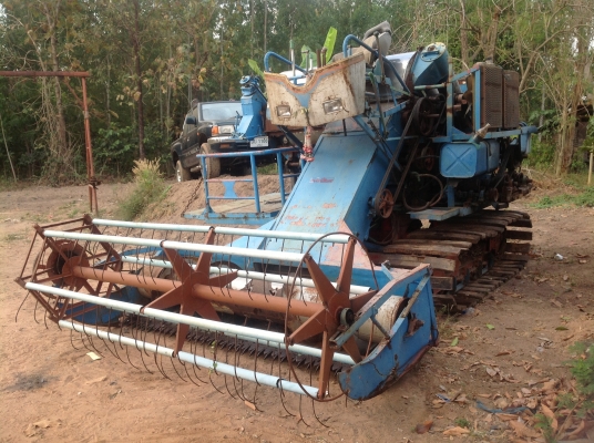 ขาย ด่วนถูกๆรถเกี่ยวข้าว วิชาญการช่าง พร้อมใช้งาน เจ้าของขายเอง135.000 พร้อมส่ง ขายไป. จังหวัด สุพรรณบุรี แล้วครับ