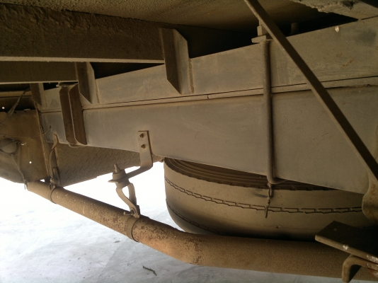 ขายรถ 6 ล้อ ตู้ แห้ง 3 ปาน HINO F17 เครื่อง EH700 สภาพ พร้อมใช้