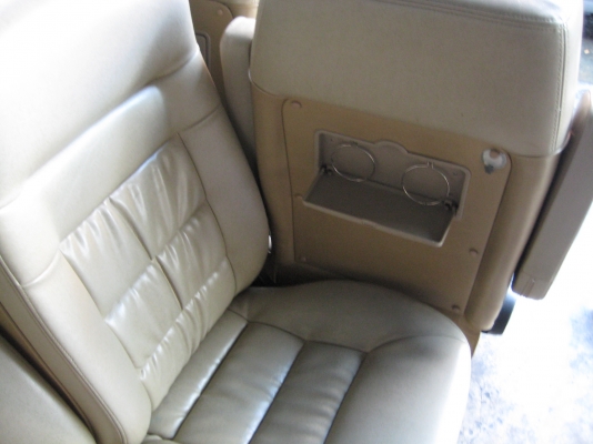 เบาะรถตู้ commuter ขากว้างแท้ สภาพสวยมาก 90เปอร์เซ็น ท้ง9ตัว เบาะรถตู้ commuter ขากว้างแท้ สภาพสวยมาก 90เปอร์เซ็น ท้ง9ตัว