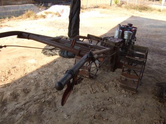 ขายยันม่า 8.5 hp ถูกๆเลย แบ่งกันไปใช้ครับ ขายยันม่า 8.5 hp ถูกๆเลย แบ่งกันไปใช้ครับ