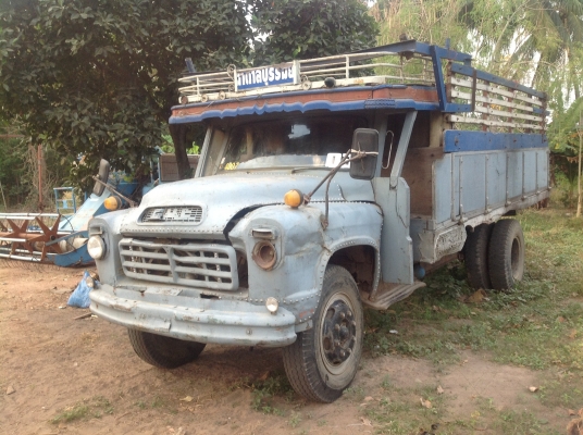 ขายด่วนถูกๆ ISUZU. 6ล้อหัวยาวพร้อมใช้เครื่องดี ครัชซีสวย. ขายไป จังหวัด. . ชลบุรี แล้วครับ