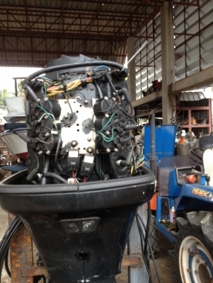 เครื่องเรือ  เมอคิวลี่ 175 EFI หัวฉีด  ราคา 120000