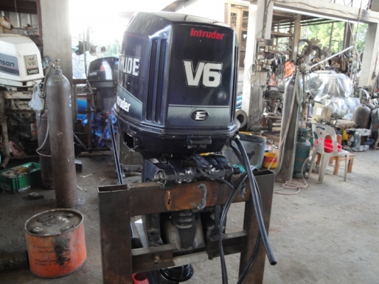 เครื่องเรือ อีวาลูด 150 แรง สภาพพร้อมใช้งานราคา 80000