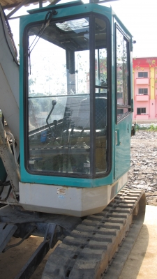 ขายรถแบคโฮ KOMATSU รุ่้น PC 50 UU-1 มือสอง สภาพดี พร้อมใช้งาน นำเข้าจากญี่ปุ่น