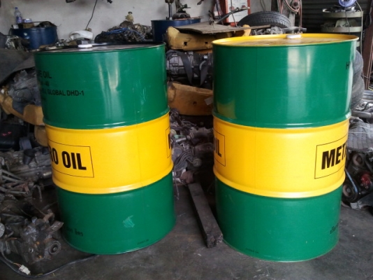 น้ำมันไฮดรอลิค และน้ำมันเครื่อง