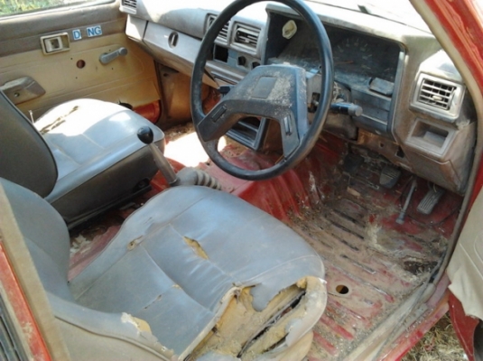 ***ขายแล้วครับขอบคุณ Truck2hand ขาย ฮีโร่ 4 ประตู เท่ๆ หายาก ปี28 เครื่องดีเซล 2L แน่น หน้า-หลังเดิมๆ ภายในโอเค แม็กออฟลึก สไตล์เรโทร ขายตามสภาพ ราคาต่อรองได้ครับ